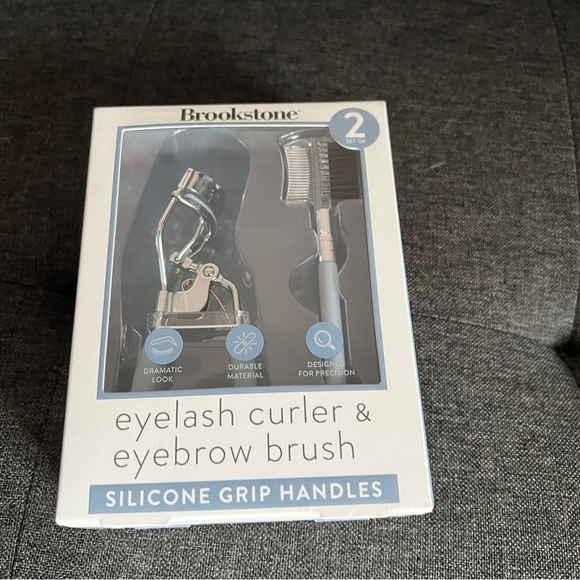 Brookstone Silver Eyelash Curler and Blue Eyebrow Brush Set - Picture 2 of 5